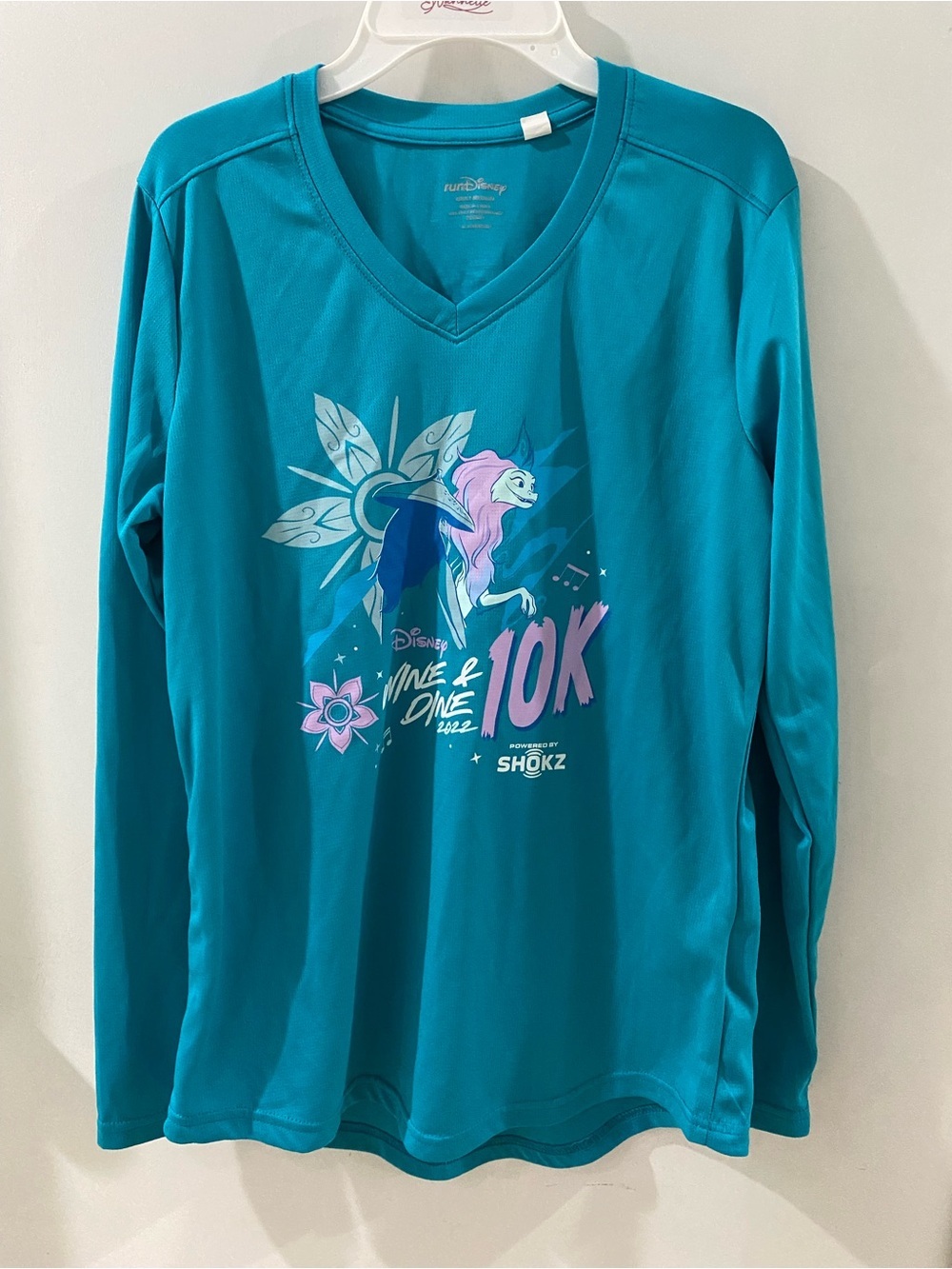 Disney RunDisney Wine & Dine 10K Teal Long Sleeve Performance Top, size medium